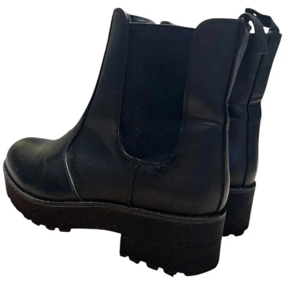 DIRTY LAUNDRY Monet Chelsea Boots Women's 8 Black Platform Rugged Lug Sole READ